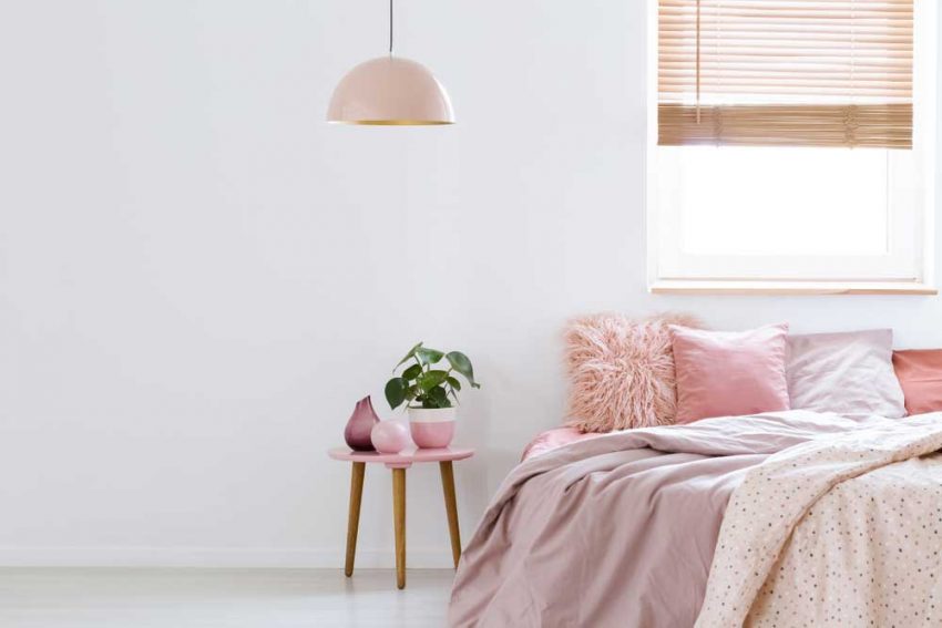 Uitpakken maar: roze details in de slaapkamer
