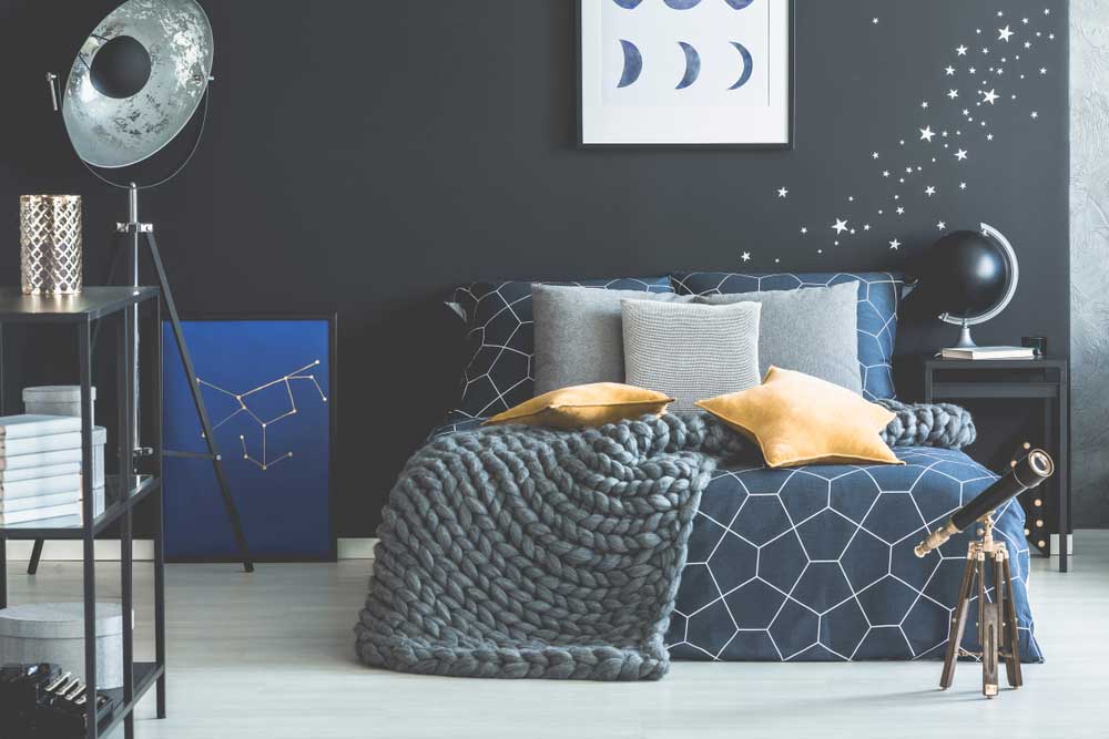 Een mooi detail in de slaapkamer: sterren op de muur!