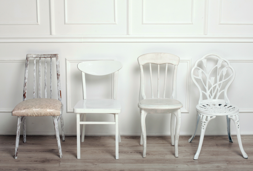 Witte meubels in huis: verschillende voorbeelden