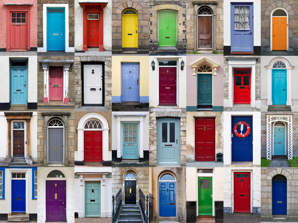 Wat een feest: kleurrijke voordeur voorbeelden