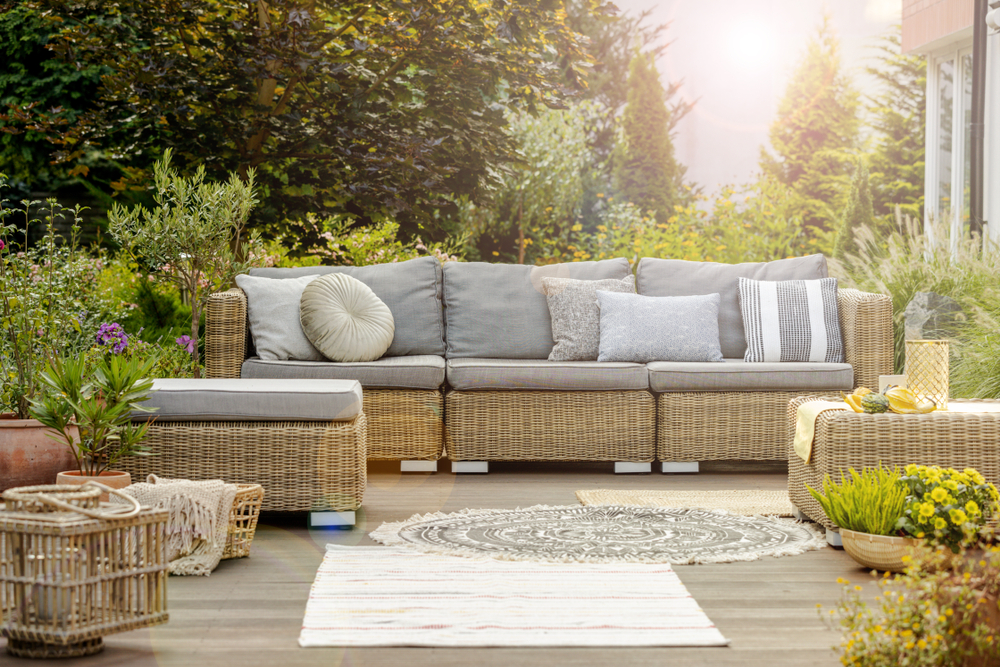 Infecteren Luidruchtig slogan Nieuwe loungeset kopen voor in de tuin: 6 tips - Woonstijl